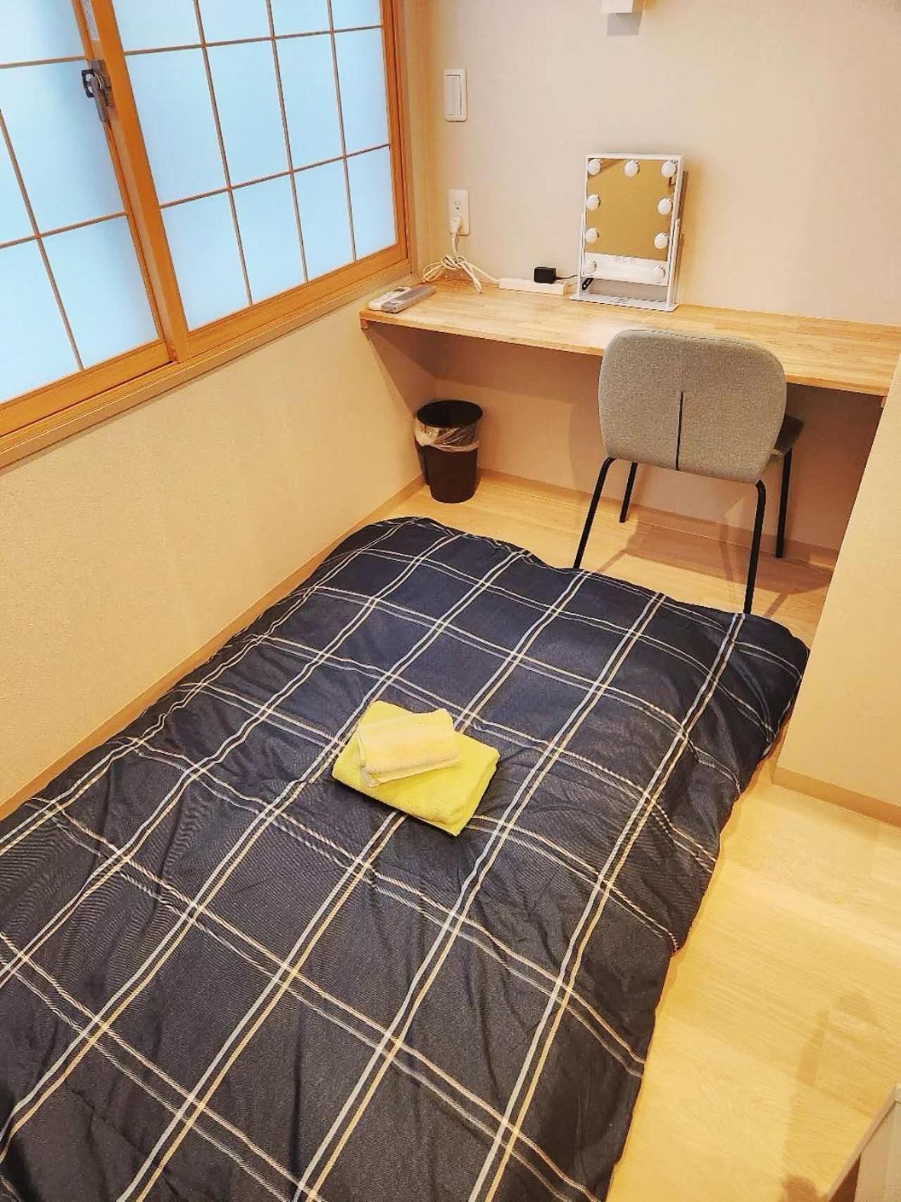 Tamatsukan 玉津館, Kansai Airport 關西空港 57 Mins, Namba 6 Mins, Nihonbashi 4 Mins, Universal Studio 37 Mins, Nara 30 Mins, Walk Jr Tsuruhashi 7 Mins, Early Check In Osaka Esterno foto
